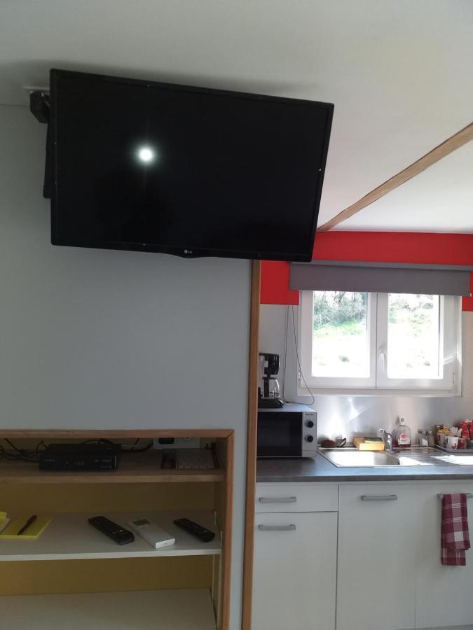 Le Petit Pays Appartement Montgivray Buitenkant foto