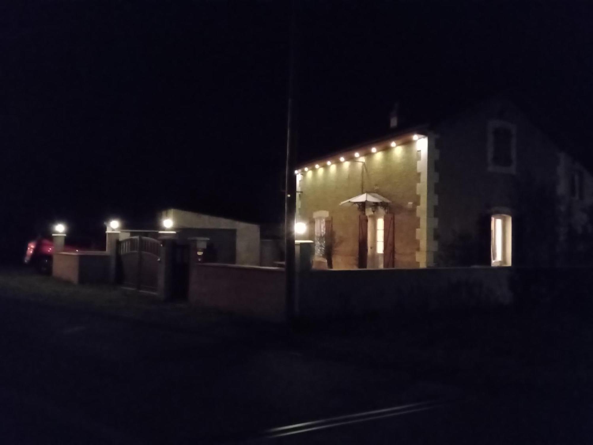 Le Petit Pays Appartement Montgivray Buitenkant foto