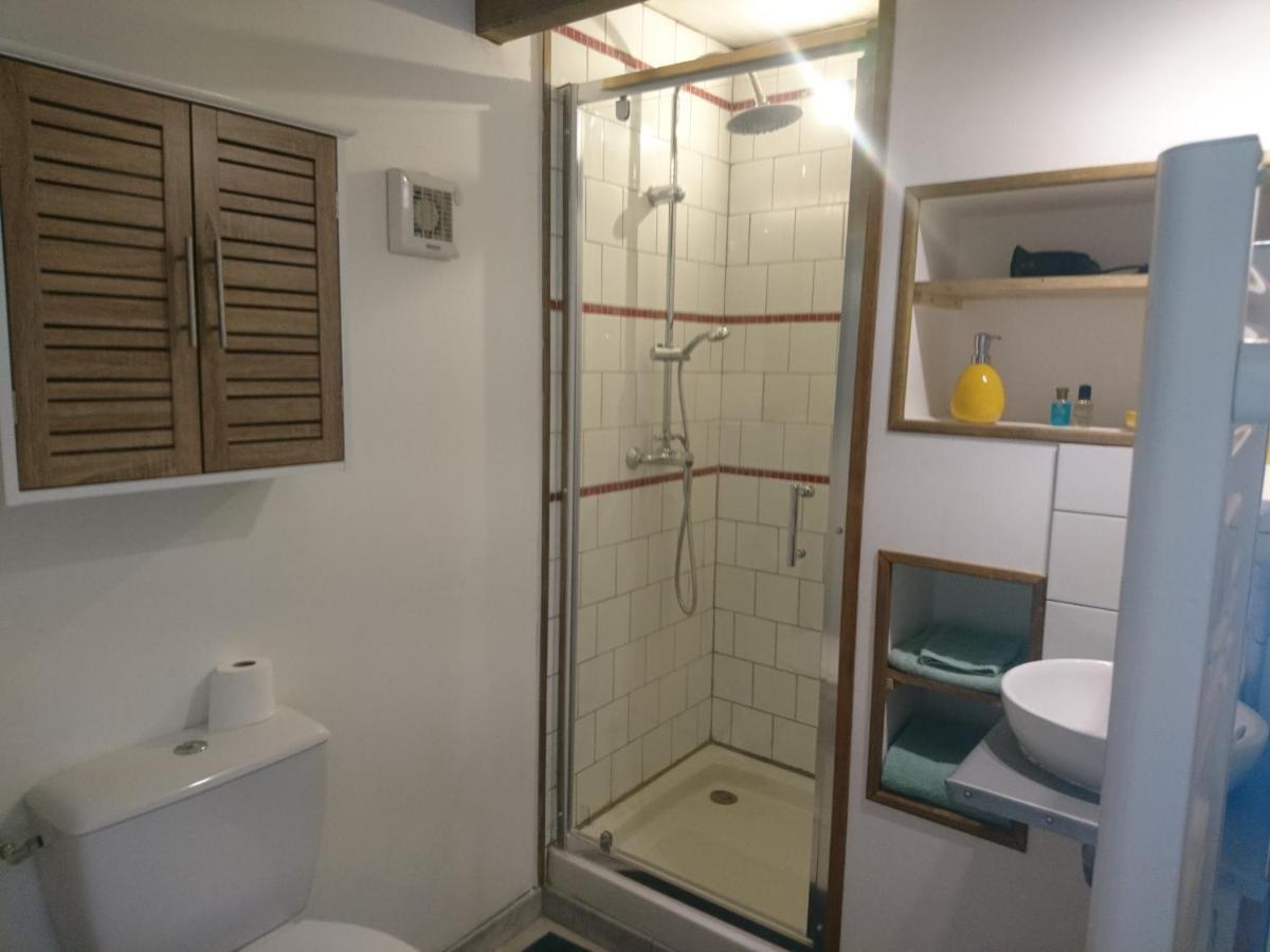 Le Petit Pays Appartement Montgivray Buitenkant foto