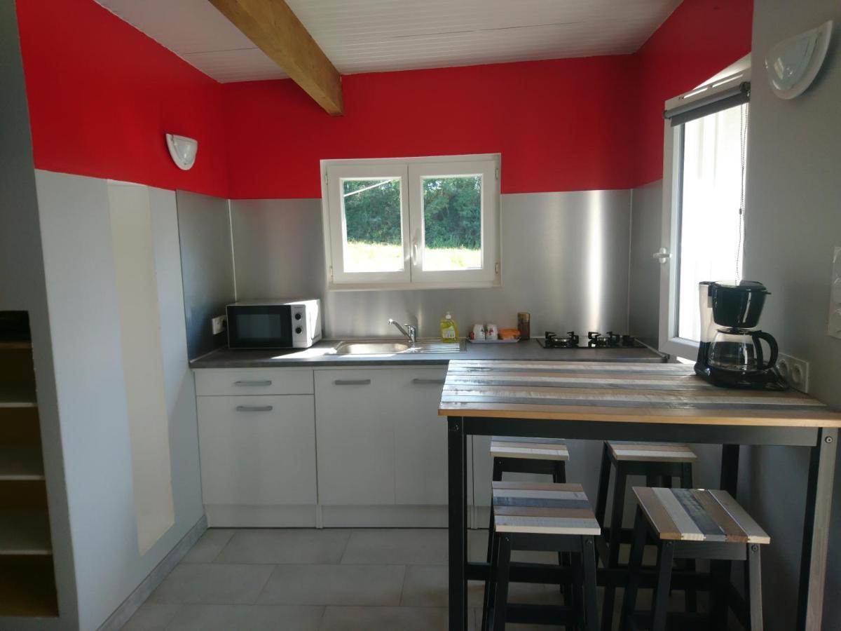 Le Petit Pays Appartement Montgivray Buitenkant foto